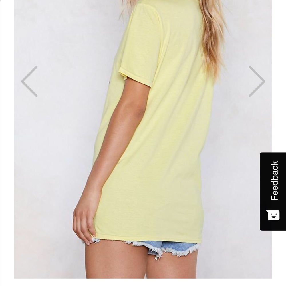 ❤️✌️ Rolling Stones Yellow Graphic Tee ❤️✌️ - Picture 3 of 5